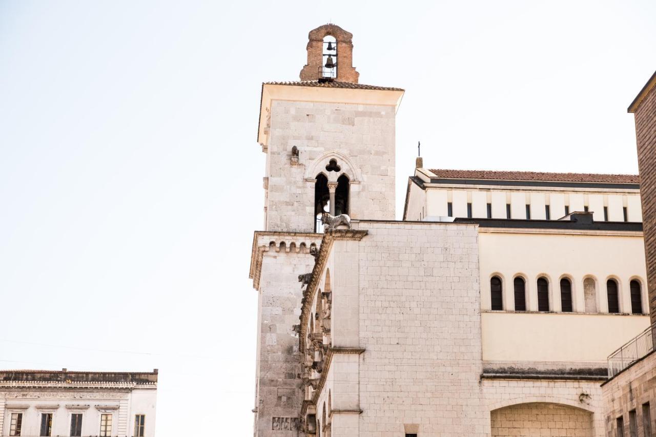 B&B 30 Mt Dal Duomo Benevento Dış mekan fotoğraf