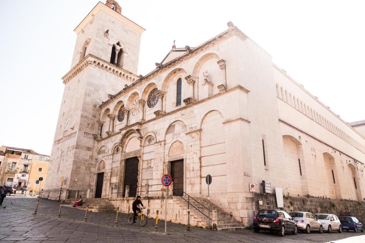 B&B 30 Mt Dal Duomo Benevento Dış mekan fotoğraf